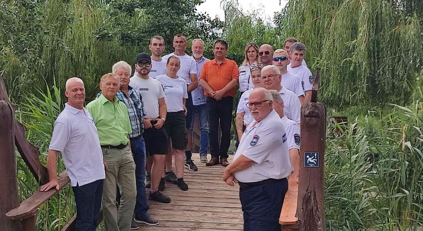 Szolgálnak, figyelnek, látnak és védenek a Balaton partján is