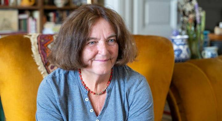 „A diktatúra melegágya a kocsma” – interjú Saly Noémivel