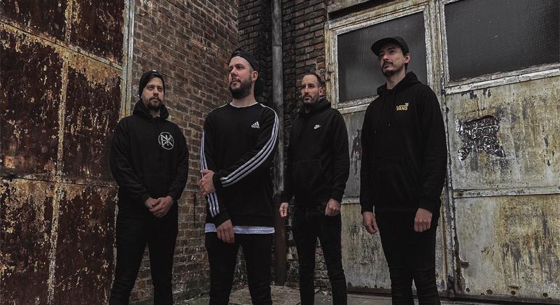 A hazai Splitleaf melegít a Within Destruction előtt