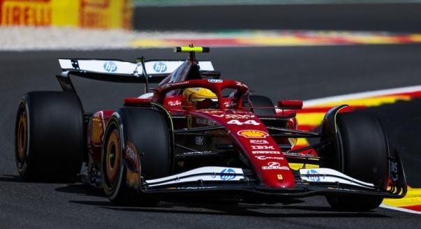 Hamilton elnézést kért: Elfogadhatatlan teljesítmény volt tőlem