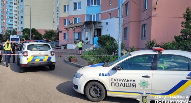 Kijevben egy gyermek kizuhant egy 21. emeleti ablakból