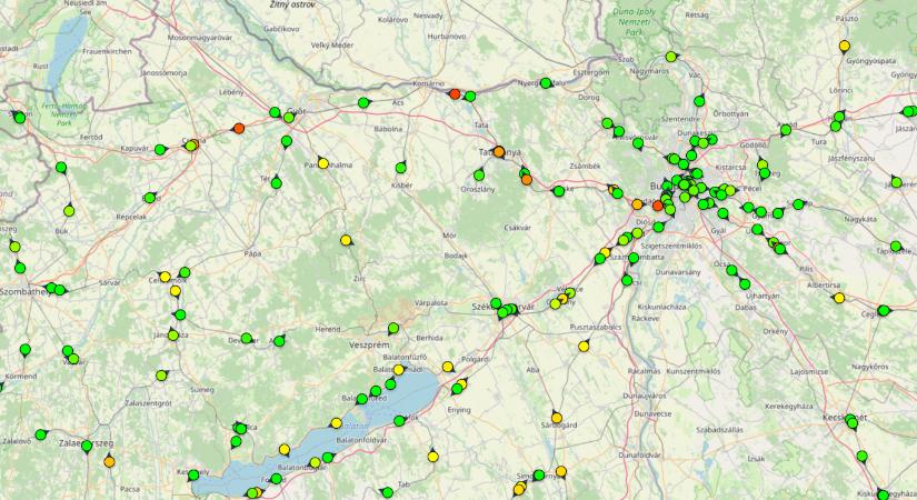 Felsővezeték-szakadás miatt 20-40 perces késések a győri vonalon