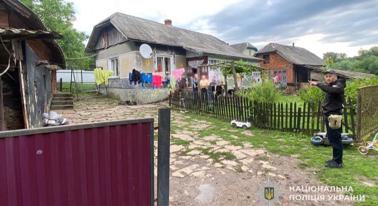 Ternopil megyében egy férfi halálra verte feleségét a gyerekek szeme láttára