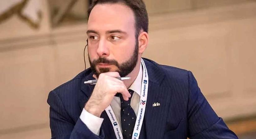 „Féltem a megbélyegzéstől” – szenvedélybetegségéről posztolt Berg Dániel, a 2. kerület alpolgármestere részegen balhézott, ezután kért orvosi segítséget
