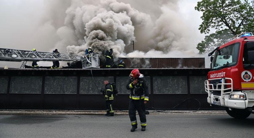 Felemésztik a lángok Szolnok emblematikus épületeit, furcsa közös vonása van az eseteknek