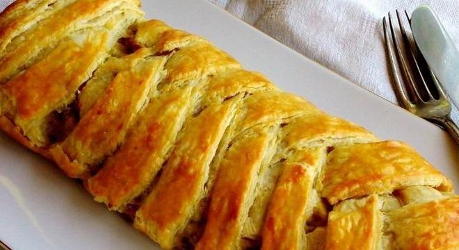 Jalousie, a puccos nevű töltött tészta