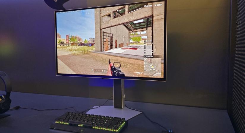 Elárasztják a világot a Samsung QD-OLED kijelzős monitorok