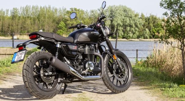 Honda GB350S-teszt – Japán retrómotort ennyiért?