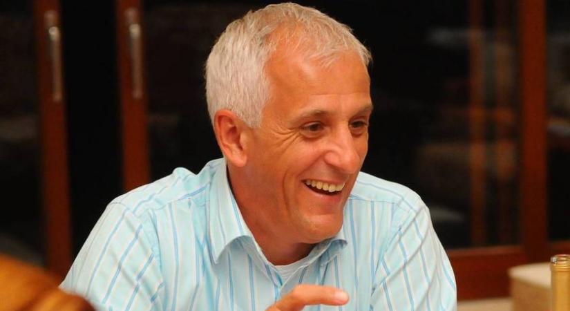A Danubius Rádió egyik kedvenc műsorvezetője ma: Buza Sándor 68 évesen ennek a hobbinak él