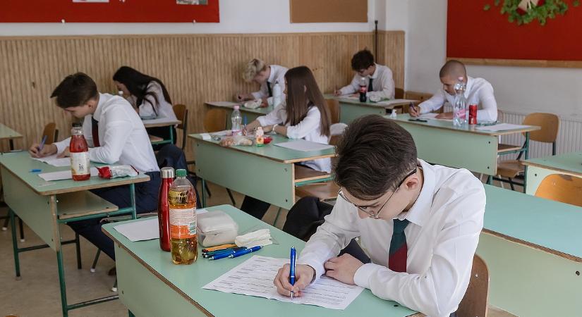 Megjöttek az érettségi eredmények: ilyen átlagot értek el a diákok