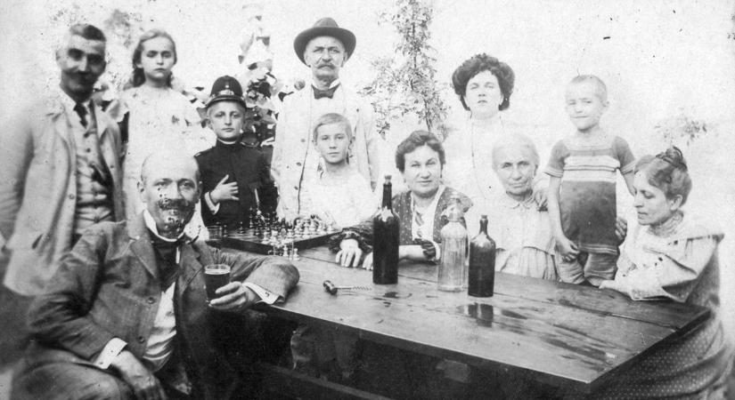 Egy fényképalbum a századelőről, amikor még falusi csend ölelte a Dunát