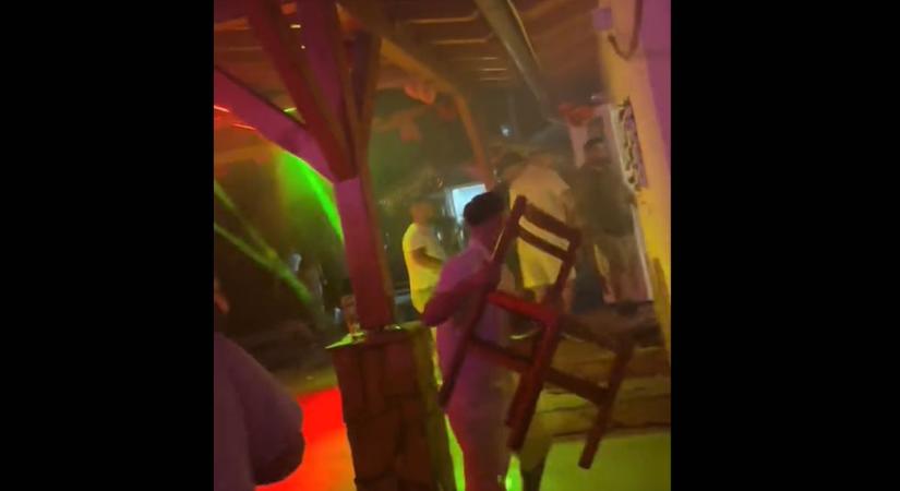 Elszabadult a pokol Szolnokon: székekkel és lapátokkal estek egymásnak az emberek egy diszkóban (VIDEÓ)
