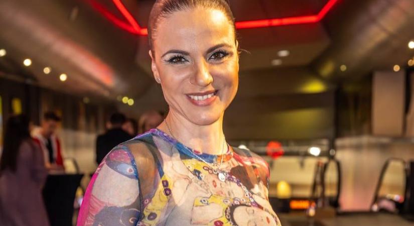 Péter Szabó Szilvia ritkán látott párja sármos férfi a friss fotón: Györggyel egy kislányt nevelnek
