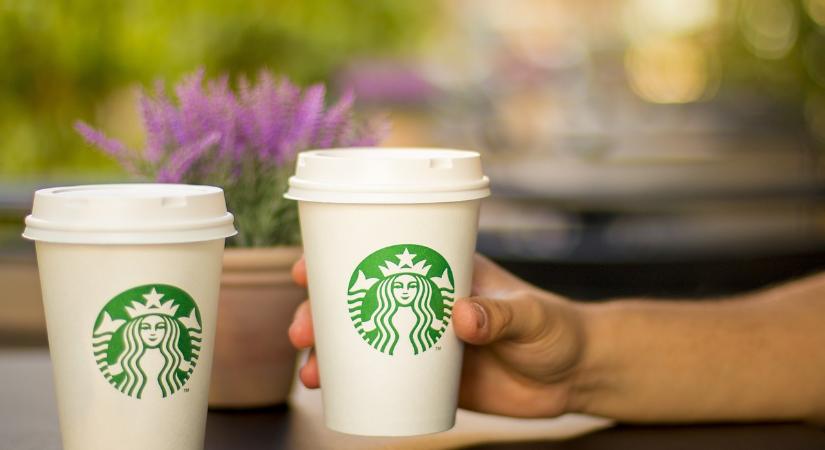 Ledobta az atomot a Starbucks: megvan a várva várt időpont, ekkor tér vissza a kávéimádók kedvenc itala