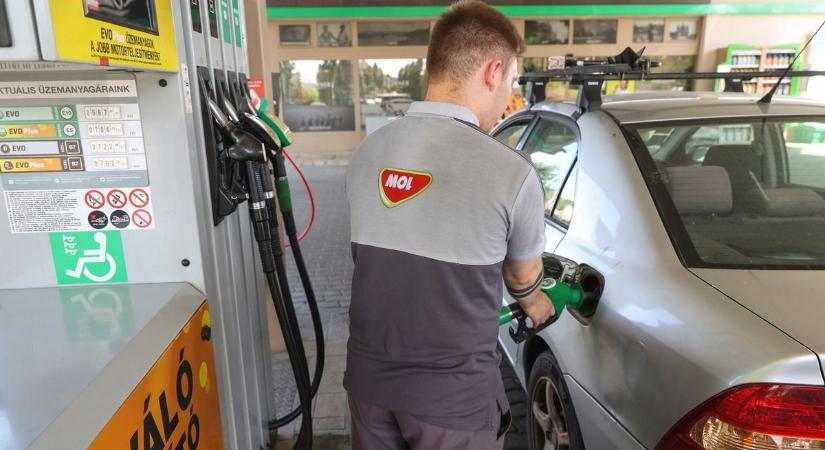 Ön is észrevette? A legnagyobb titokban csökkentette a benzin árát a Mol
