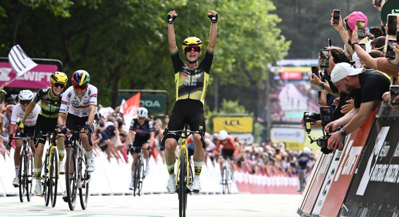 Tour de France Femmes: Vas Blanka sokat dolgozott, de Marianne Vos nyerte a nyitószakaszt