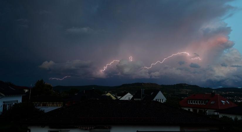 Hegyi tájfutó versenyre és fesztiválra is lecsapott a vihar Romániában