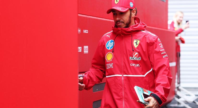 F1: Hamiltont is büntetik a belga futam előtt