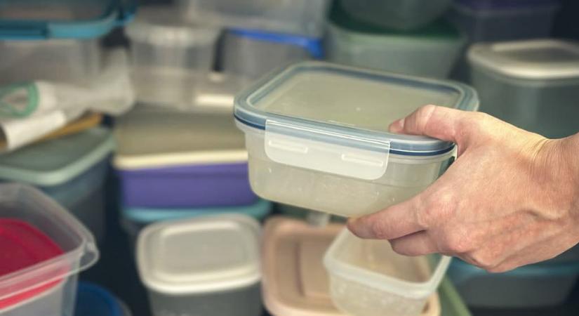 Ez történt: Kiderült, mit tesz a műanyag edény a benne tárolt étellel