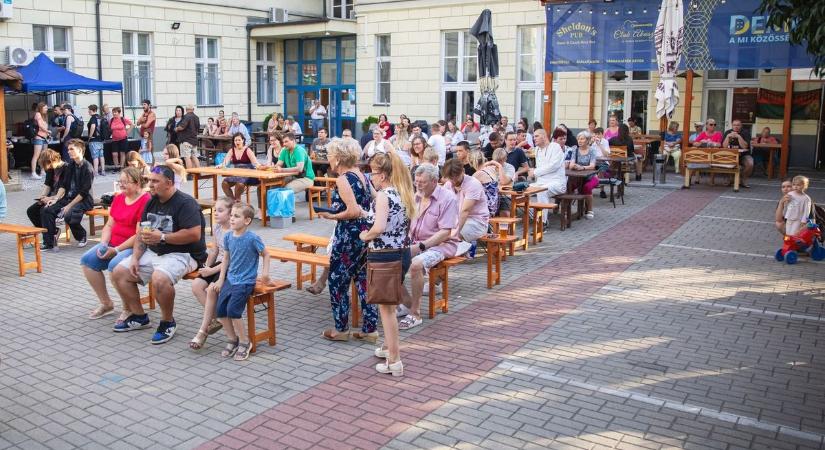 Vidám hangulatban teltek a debreceni Utcazene Napok
