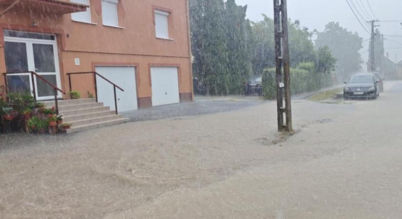 Villámárvíz alakult ki Kaposváron