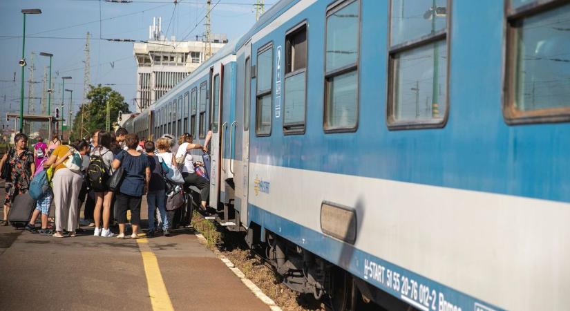 Vasúti tragédiák: kénytelen volt lépni a MÁV