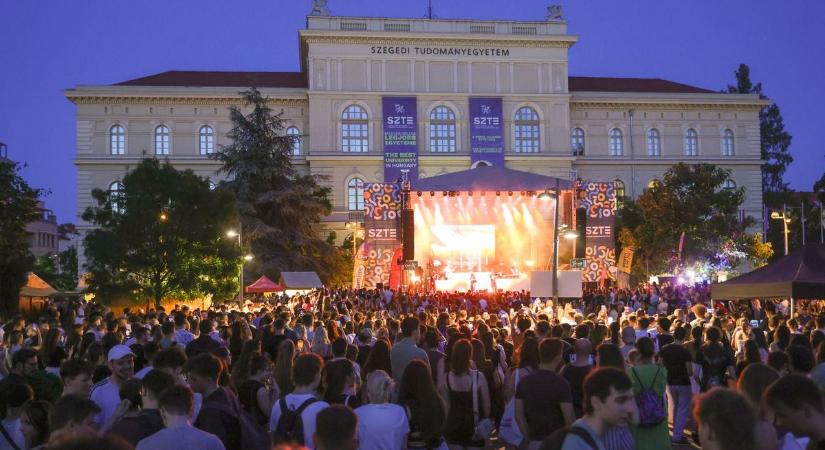Havi akár 100 ezer forintos SZTE ösztöndíjak is elérhetők a hallgatók számára – a legújabb alapítványira még pályázni sem kell