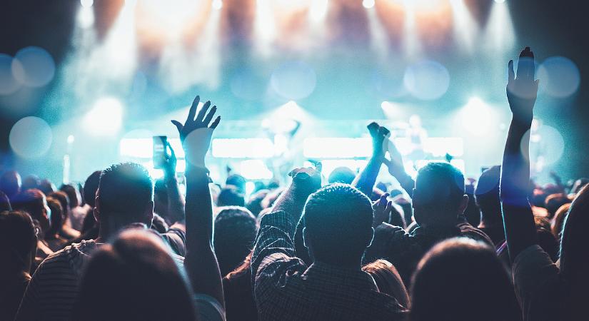 Gyűlöletbeszéd vagy szólásszabadság? Beszivárog a politika a fesztiváléletbe
