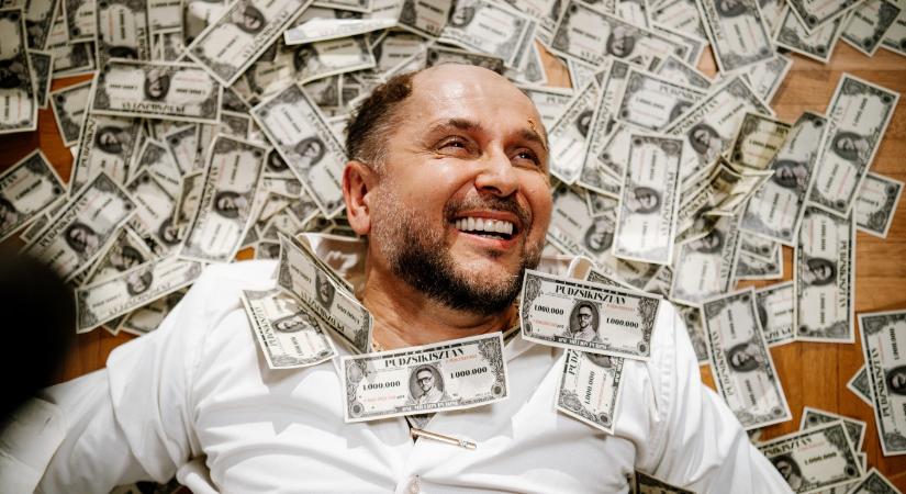 Reagált Majka: szerinte az infláció, az orosz befolyás, a vasúti összeomlás, az MNB-ből eltűnt 500 milliárd a fontos, nem ő