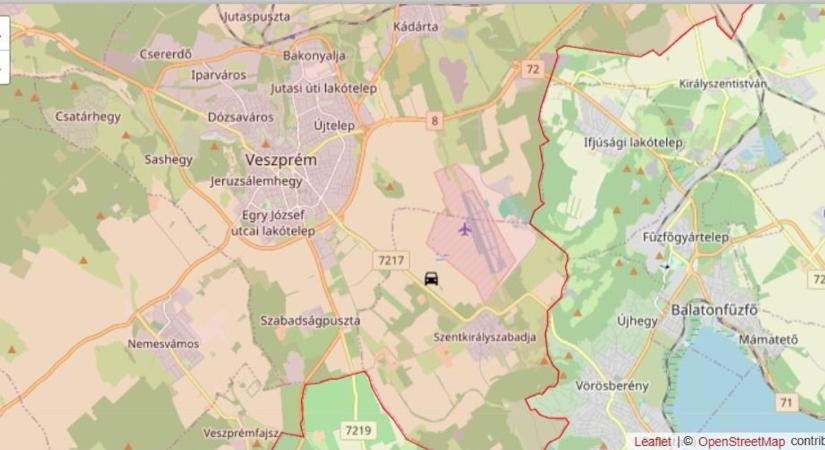 Összeütközött két autó Veszprém és Szentkirályszabadja között – az utat lezárták!