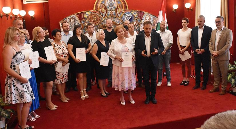 Megható üzenetet küldtek a jászsági vezetők Jászfényszaru polgármesterének, aki nemrég nehéz döntést hozott