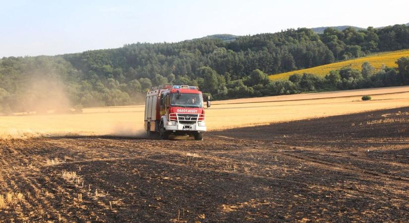 Lángokban a vármegye: egy hét alatt több tucat tűzeset történt Baranyában