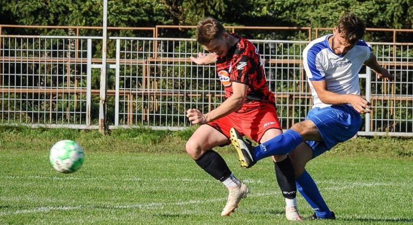 Edzőmeccsek: 12 találkozón 86 gól született