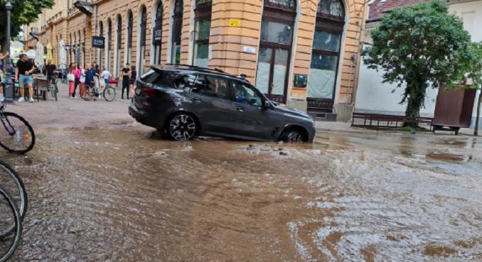Beszakadt a Hal köz: nem lesz kész egyhamar