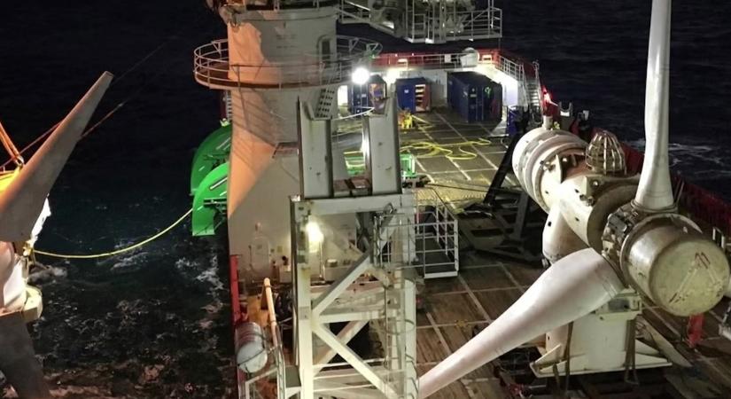 Attörés a hullámenergia-hasznosításban:több mint 6 éve működik zavartalanul egy tenger alatti turbina