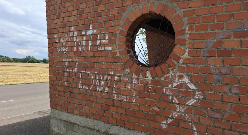 Fehér hatalom és önazonosság: „Aki veszélyes, ne jöjjön Keresztesre, na!”