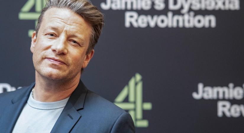 Jamie Oliver zseniális reggelije mindössze 3 hozzávalóból – istenien finom lesz egy apró trükkel