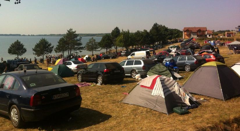 Rettegett baktérium jelent meg az egyik legnépszerűbb strandon