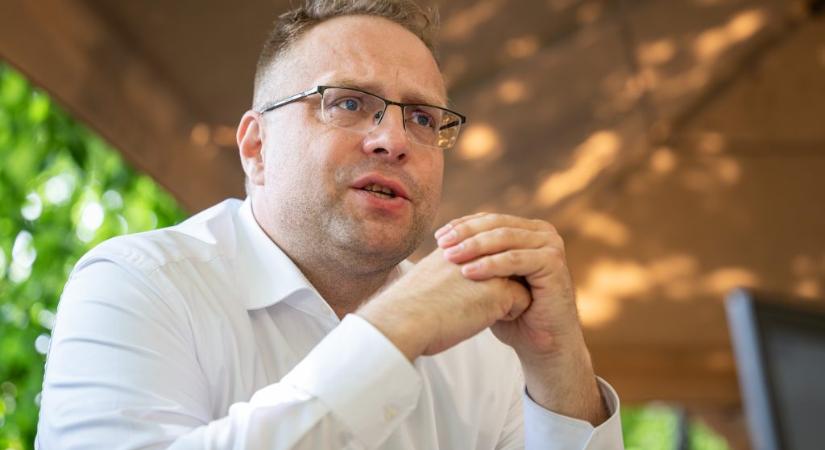 „Rendőröket szeretnénk látni” – Szolnok polgármestere nyílt levelet írt Pintér Sándornak