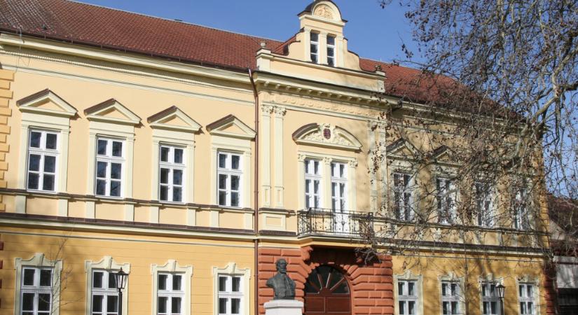 Több mint ezer látogató a T25-ben