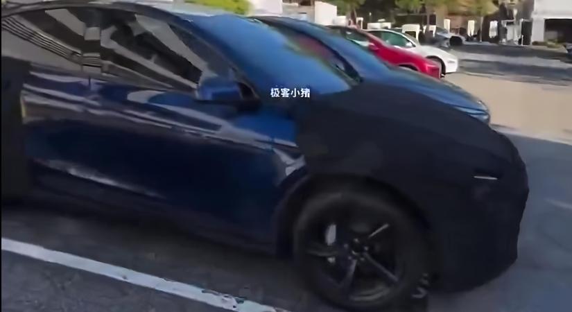 Kína, Berlin, Kalifornia: közelről kamerázták körbe a Tesla új olcsó autóját