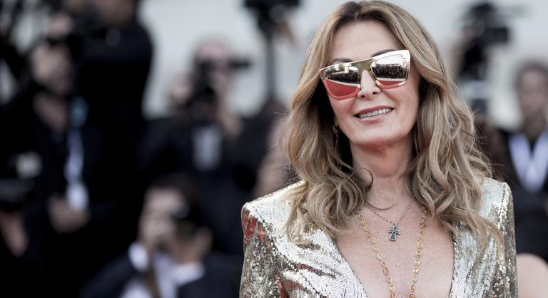 Hamis Hermés táska miatt esett egymásnak Berlusconi exe és egy olasz miniszter