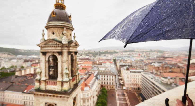 Figyelmeztetést adtak ki a fél országra: hétfőn újra megbolondul az időjárás, de a folytatás sem ígér sok jót