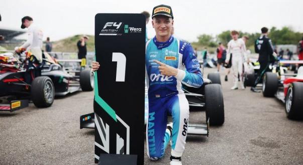 Egy győzelemmel és rengeteg tanulsággal zárta Molnár Martin a brit F4 hollandiai fordulóját