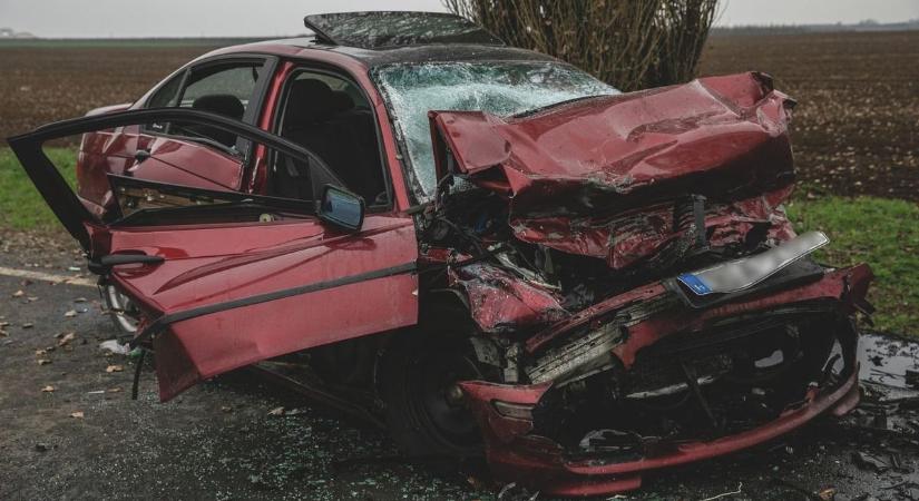 Meggondolatlan előzés okozta a fiatal vesztét Hajdú-Biharban