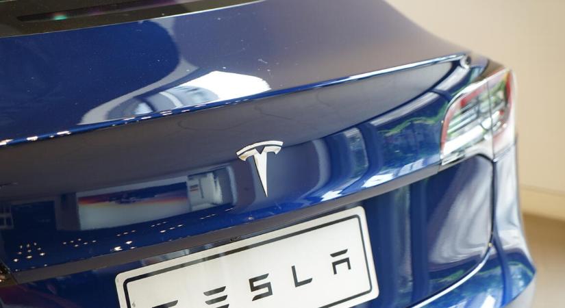 Elon Musk posztolt: lebuktathatta a Samsungot