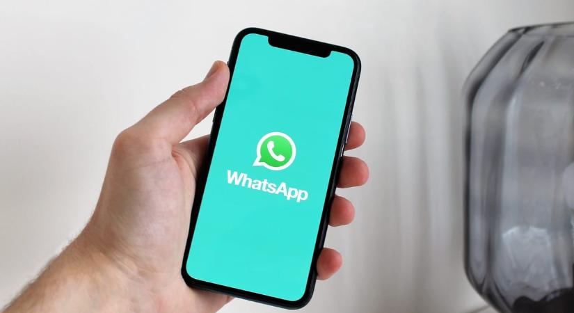 Vége az összevissza nyomogatásnak a WhatsAppban