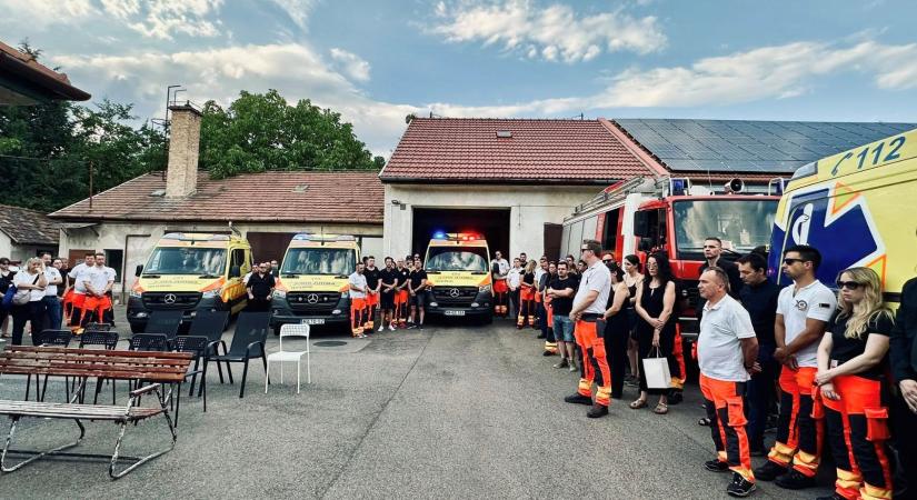 Szolgálat közben hunyt el egy mentős