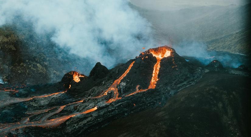 Hogyan befolyásolja az utazás a vulkánkitörés Izlandon?