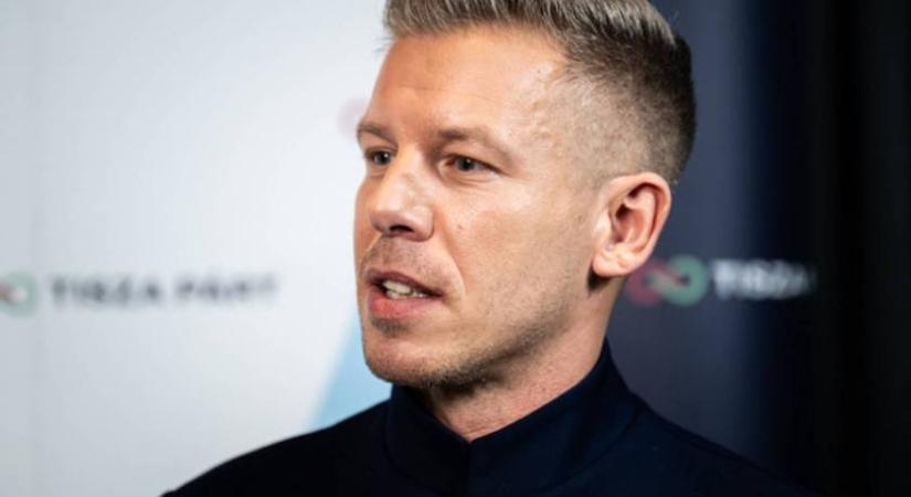 Magyar Péter ritkán látott fiaival posztolt képet: Lóránt és Miklós profi focista akar lenni